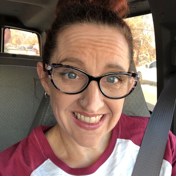 Meet your Posher, Elizabeth - Picture 12 of 12